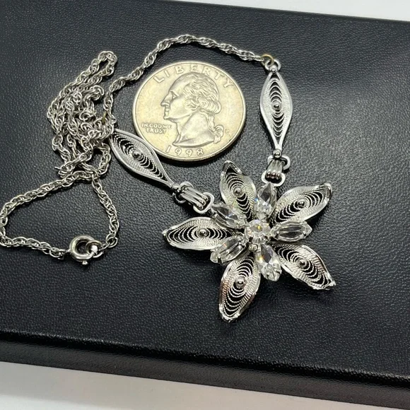 Am Lee sterling silver filigree rhinestone flower adjustable necklace rope chain - Picture 6 of 13